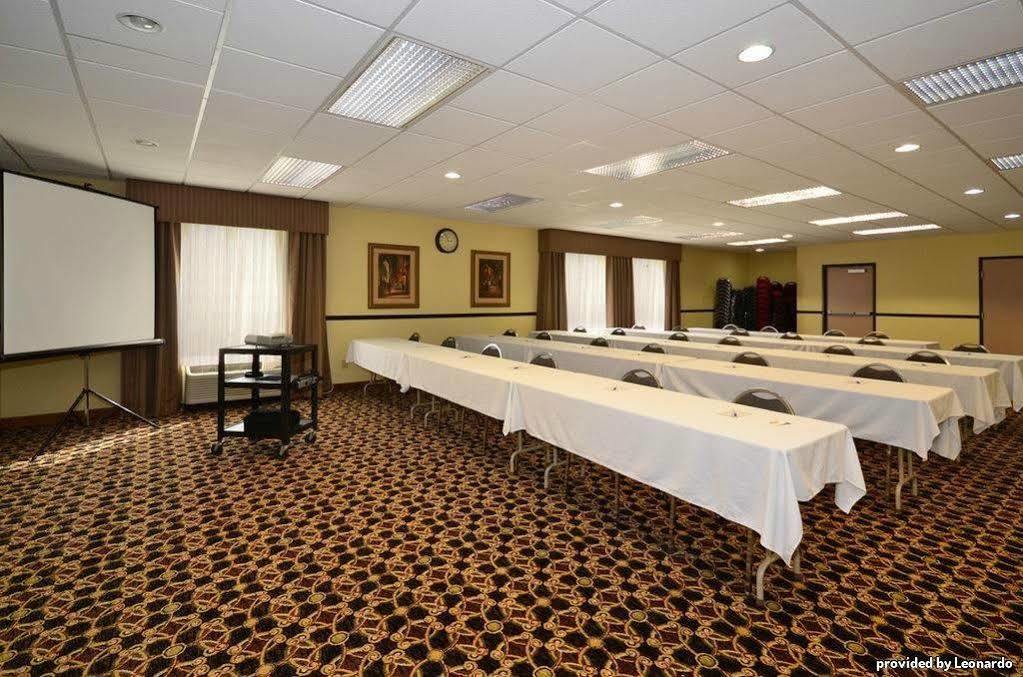 Best Western Plus Kansas City Airport - Kci East Exterior photo